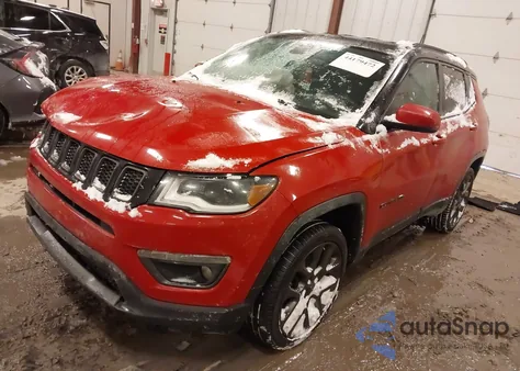 2019 Jeep Compass High Altitude 4X4 z USA, uszkodzony, nr VIN 3C4NJDCB0KT673366